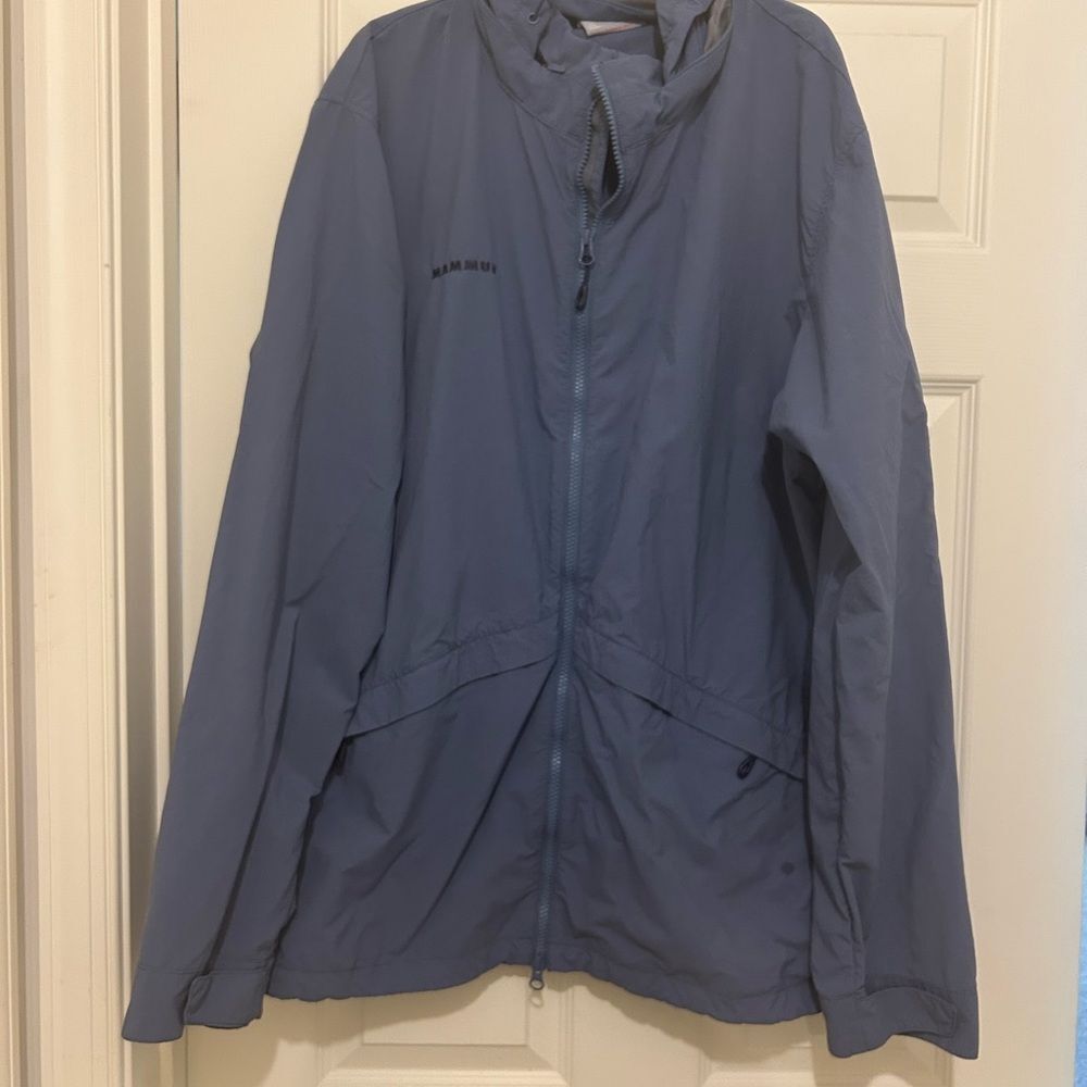 Mammut men’s Blue Windbreaker Lightweight Jacket with Hood Size 2XL